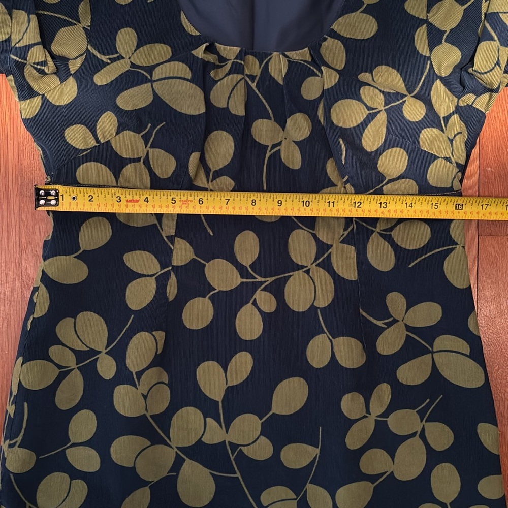 Boden 100% cotton scoop neck corduroy dress with leaf print in blue and green - Picture 14 of 16
